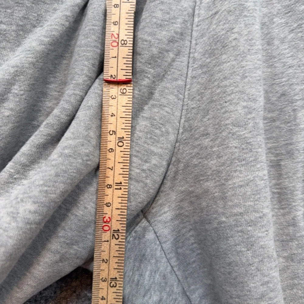 Nike Sweatpants Boys Large Gray Fleece Youth Kids Active Lounge Sportswear